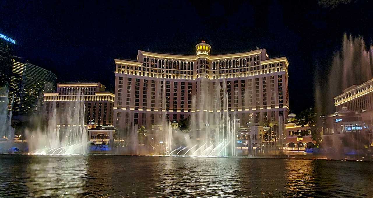 The Fountains of Bellagio at night